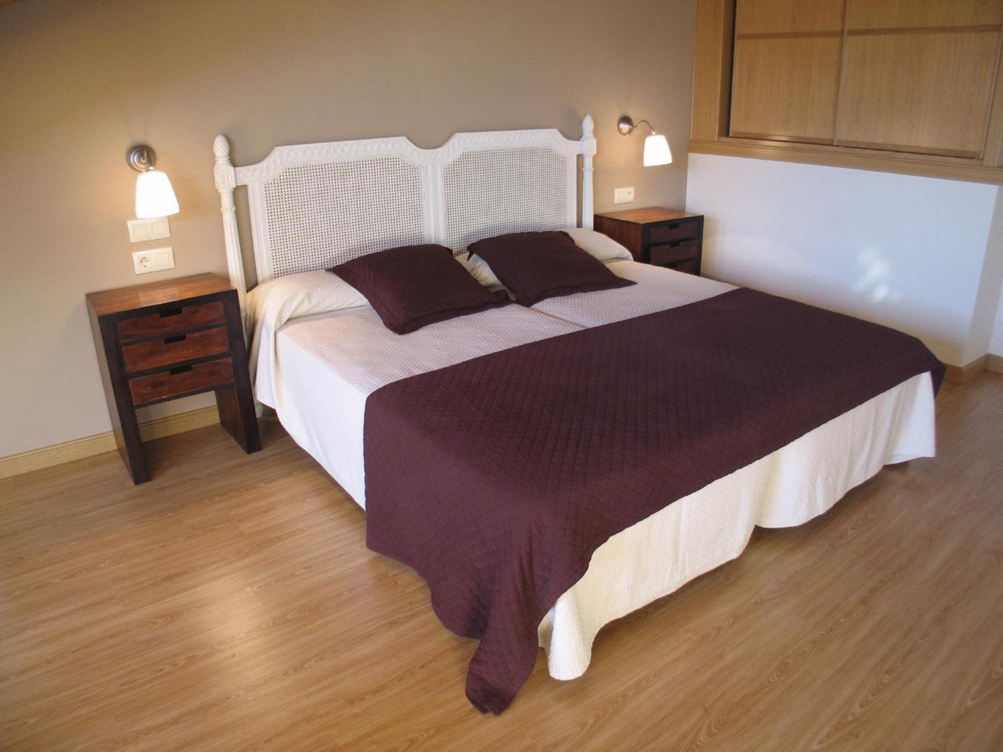Apartamentos El Cordial De Fausto Llanes Luaran gambar
