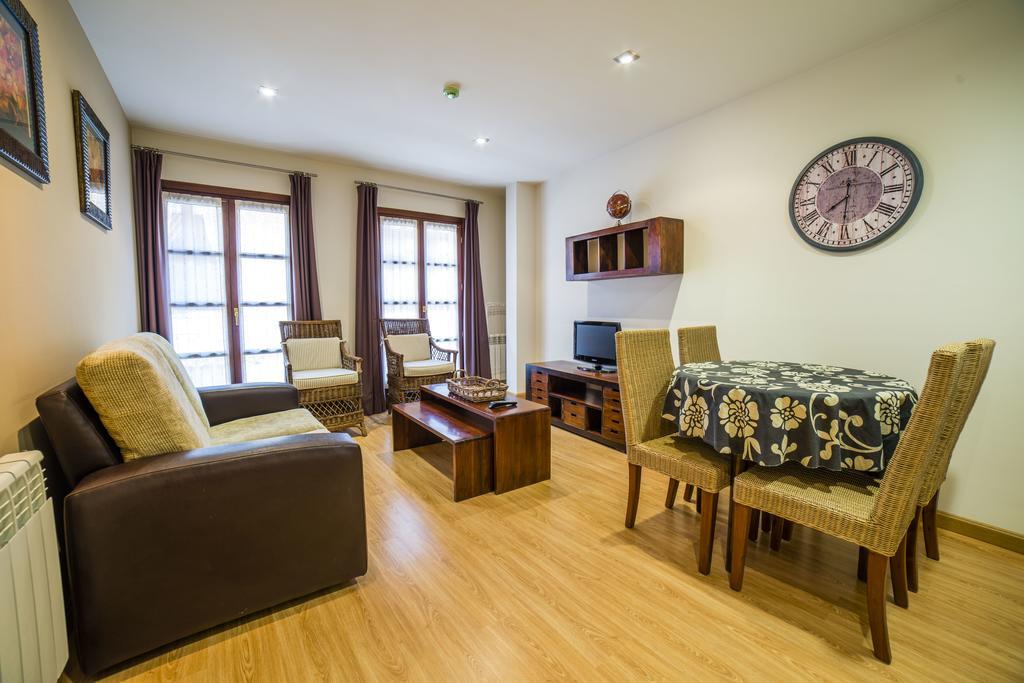 Apartamentos El Cordial De Fausto Llanes Luaran gambar