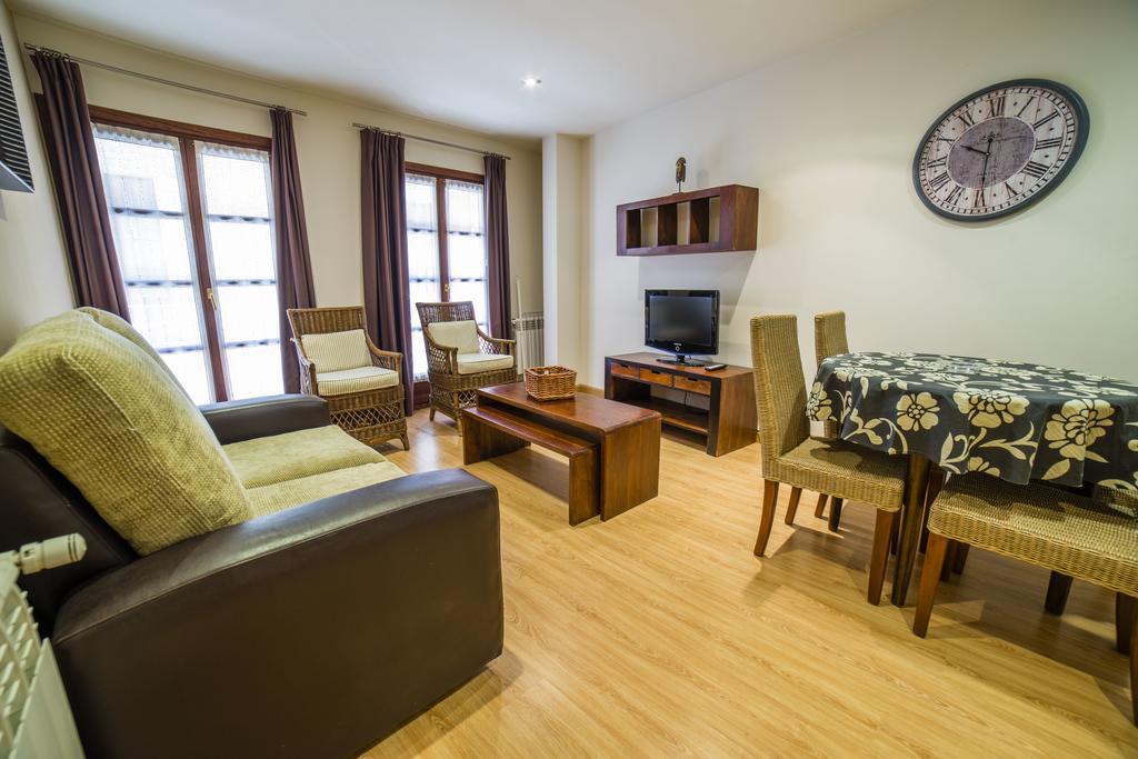 Apartamentos El Cordial De Fausto Llanes Luaran gambar
